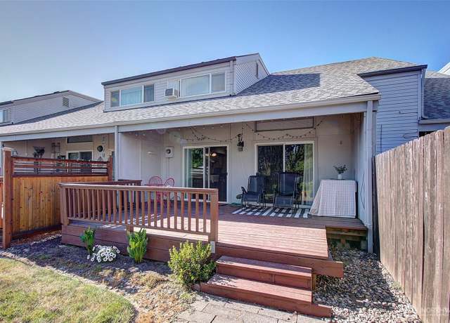 Property at 405 NE 85th St Unit H, Vancouver, WA 98665, 2 beds, 1.5 baths