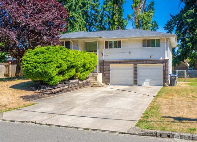 Property at 32216 39th Ave S, Federal Way, WA 98001, 4 beds, 2 baths