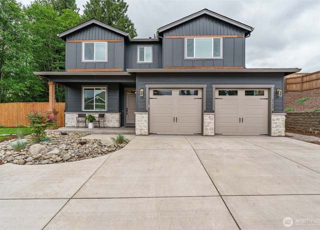 Property at 2302 S Royal Ct, Ridgefield, WA 98642, 4 beds, 2.5 baths
