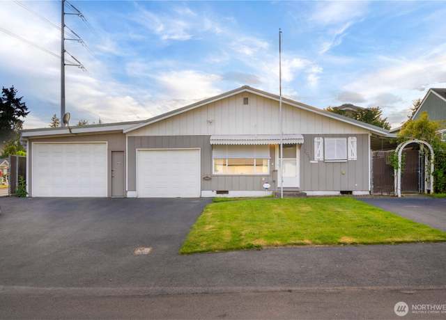 Property at 7052 S I St, Tacoma, WA 98408, 3 beds, 1 bath