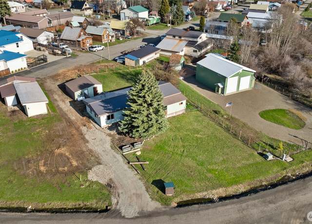 Property at 150 Blue Agate Ln, Ronald, WA 98940, 3 beds, 2 baths