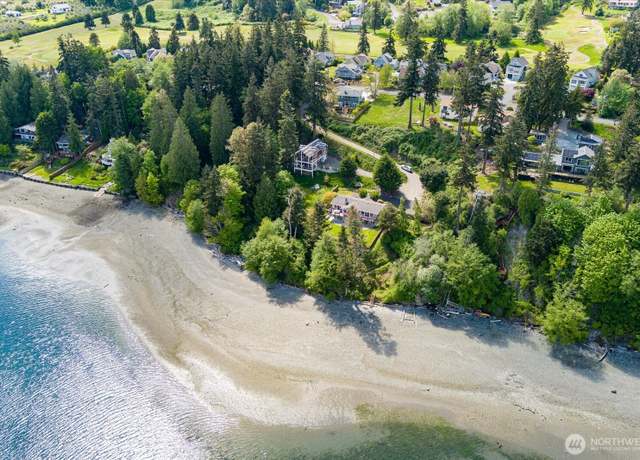 Property at 4966 Bradley Ln, Freeland, WA 98249, 5 beds, 4 baths