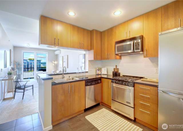 Property at 2721 1st Ave Ph 06, Seattle, WA 98121, 1 bed, 1 bath