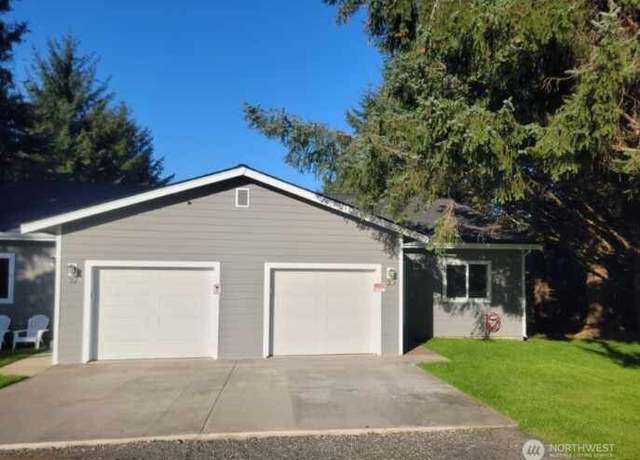 Property at 32 Sunset Blvd, Hoquiam, WA 98569, 4 beds, 4 baths