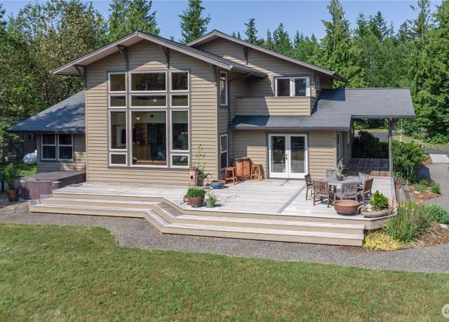 Property at 230 Blue Horizon Ct, Port Townsend, WA 98368, 3 beds, 2.5 baths