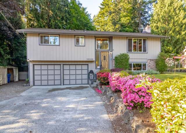 Property at 10908 151st St E, Puyallup, WA 98374, 4 beds, 3 baths