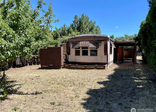 Property at 1201 S 2nd St, Dayton, WA 99328, 2 beds, 1 bath
