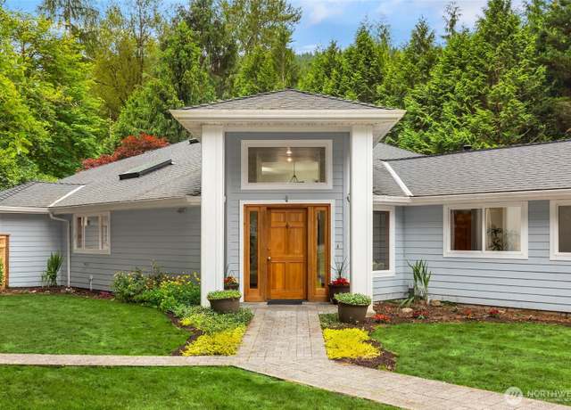 Property at 12407 Upper Preston Rd SE, Issaquah, WA 98027, 4 beds, 3.5 baths