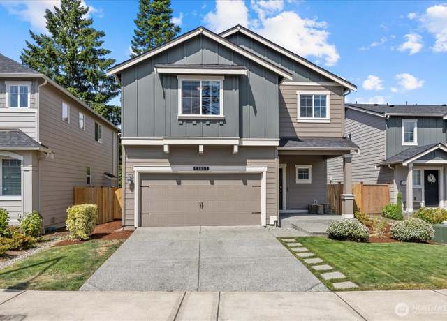 Property at 28017 14th Ct S, Federal Way, WA 98003, 4 beds, 2.5 baths
