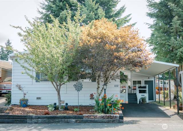 Property at 11622 Silver Lake Rd #102, Everett, WA 98208, 2 beds, 2 baths