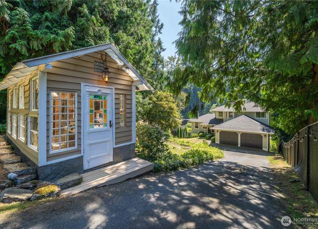 Property at 21732 E Lost Lake Rd, Snohomish, WA 98296, 4 beds, 3.5 baths