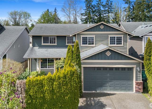 Property at 17216 12th Pl W, Lynnwood, WA 98037, 3 beds, 2.5 baths