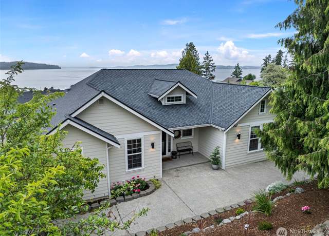 Property at 1307 Rainier St, Steilacoom, WA 98388, 5 beds, 3 baths