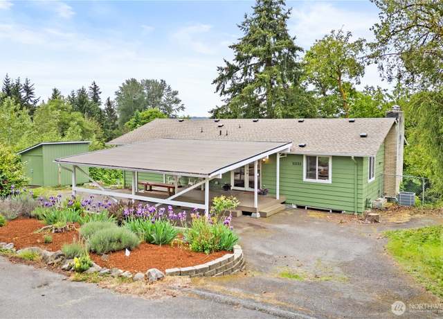 Property at 32133 108th Ave SE, Auburn, WA 98092, 4 beds, 3 baths