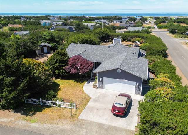 Property at 30517 K Pl, Ocean Park, WA 98640, 2 beds, 3 baths