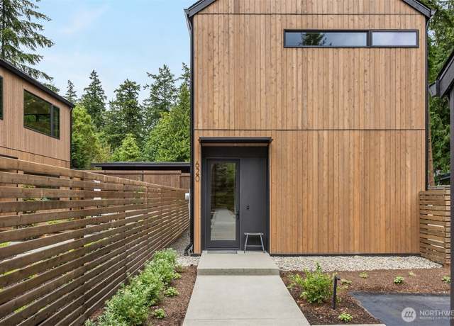 Property at 620 Park Ave NE Unit C2, Bainbridge Island, WA 98110, 2 beds, 1.5 baths