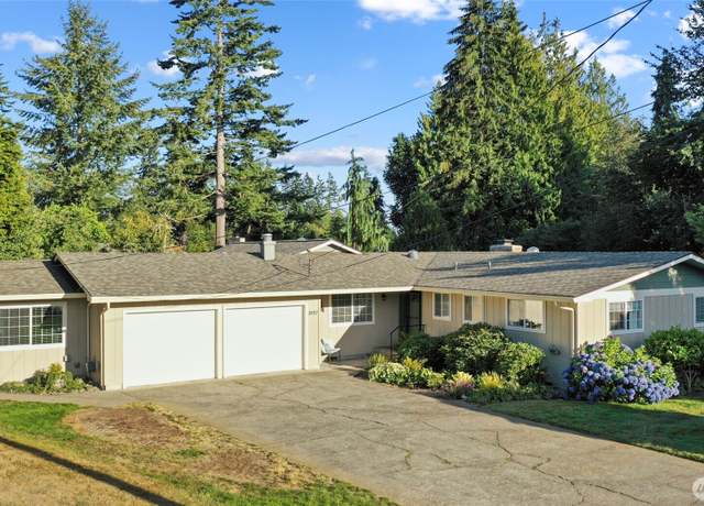 Property at 3937 Southglen Pl SE, Tumwater, WA 98501, 3 beds, 4 baths