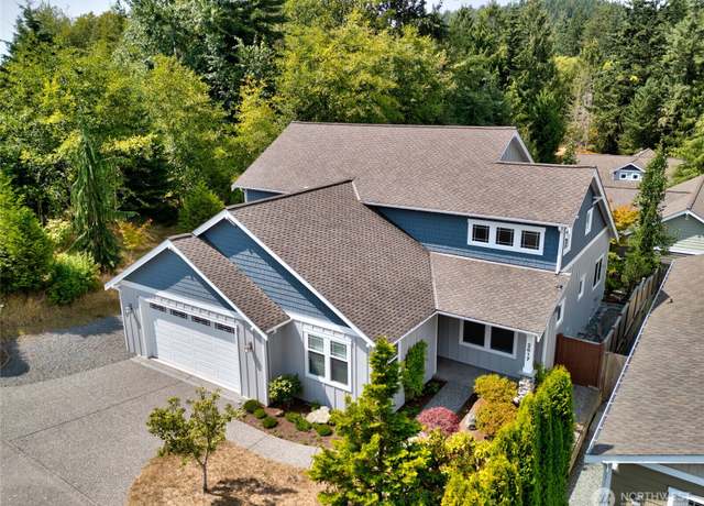Property at 2617 Fir Crest Blvd, Anacortes, WA 98221, 4 beds, 2.5 baths