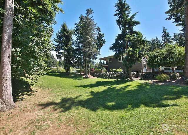 Property at 6329 Sahalee Ct, Clinton, WA 98236