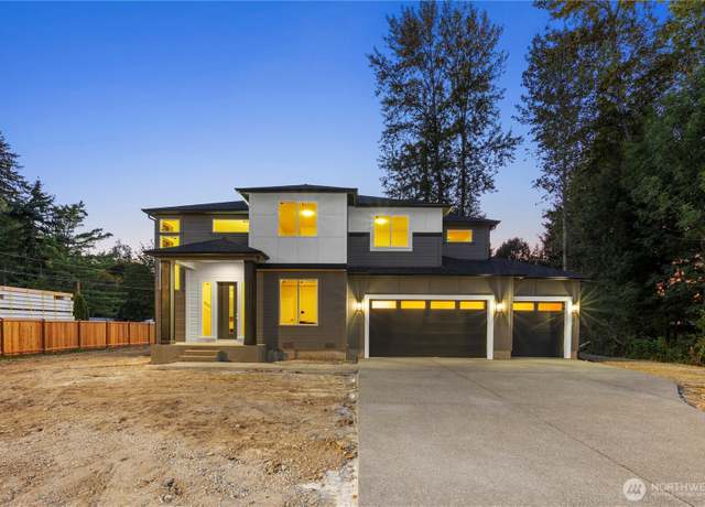 Property at 13116 51st Ave E, Tacoma, WA 98446, 6 beds, 3 baths