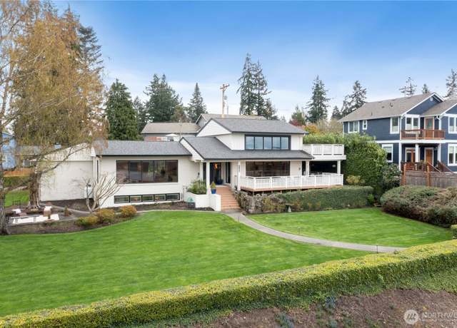 Property at 3109 Tahoma Pl W, University Place, WA 98466, 4 beds, 3.5 baths
