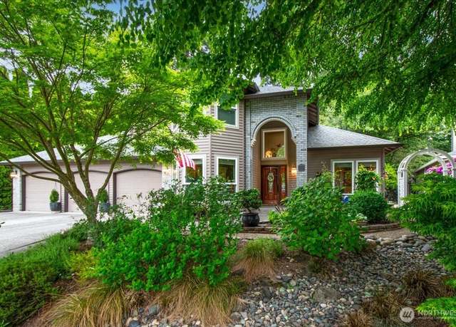 Property at 11515 NE 34th Ave, Vancouver, WA 98686, 4 beds, 2.5 baths