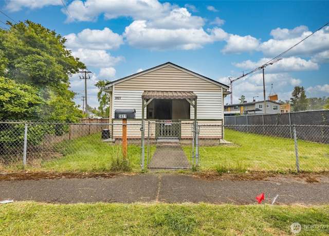 Property at 3827 S Morgan St, Seattle, WA 98118, 2 beds, 1 bath