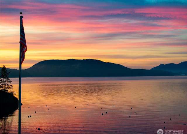 Property at 3403 Biz Point Rd, Anacortes, WA 98221, 2 beds, 2 baths