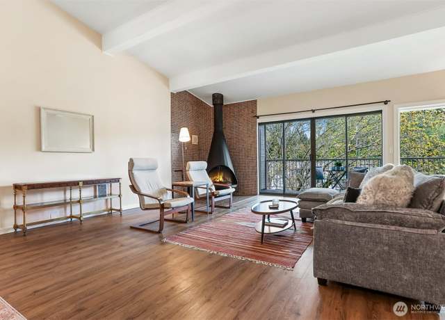 Property at 13281 15th Ave NE Unit B21, Seattle, WA 98125, 2 beds, 2 baths
