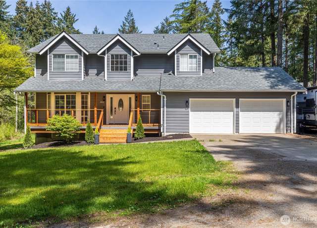 Property at 3917 129th St NW, Gig Harbor, WA 98332, 4 beds, 2.5 baths