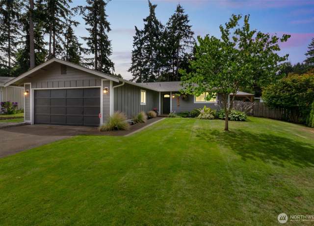 Property at 12422 135th Street Ct E, Puyallup, WA 98374, 3 beds, 2 baths