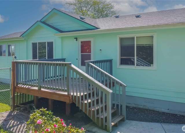 Property at 598 Duck Lake Dr NE, Ocean Shores, WA 98569, 2 beds, 2 baths