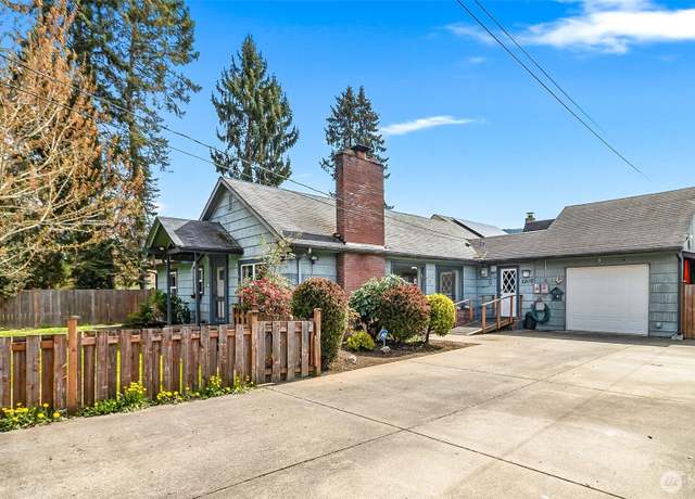 Property at 1207 Jameson St, Sedro Woolley, WA 98284, 4 beds, 2 baths