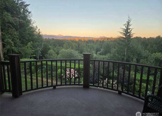 Property at 26901 15th Ave NE, Arlington, WA 98223, 3 beds, 4 baths