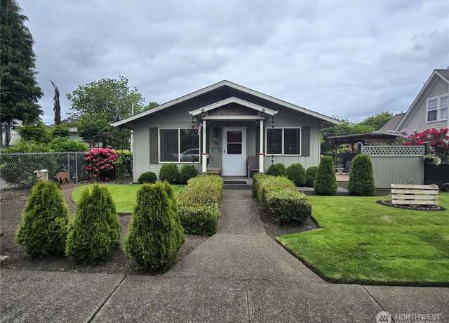 Property at 132 S Fleet St, Montesano, WA 98563, 3 beds, 1.5 baths