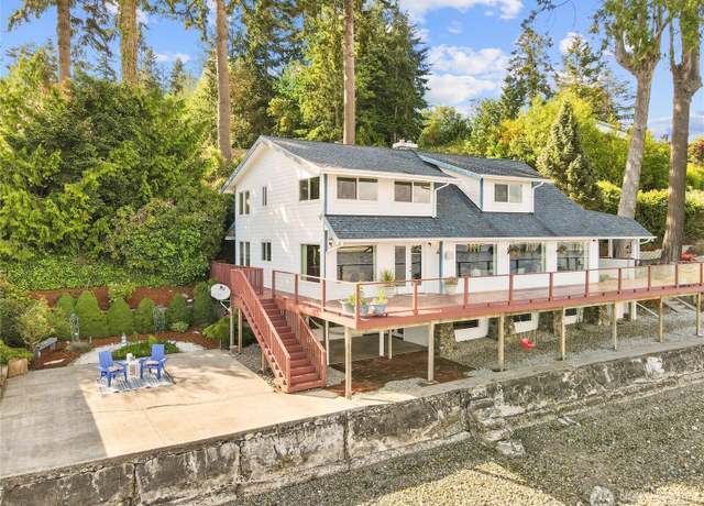 Property at 8609 E Caraway Rd, Port Orchard, WA 98366, 4 beds, 4 baths