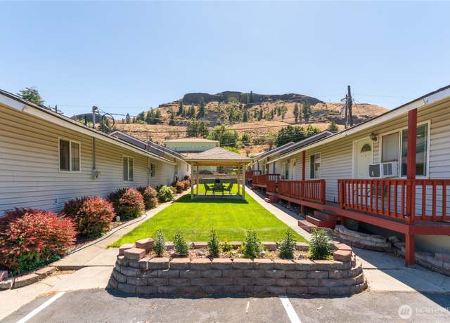 Property at 280 E Grand Coulee Ave, Grand Coulee, WA 99133, 8 beds, 8 baths