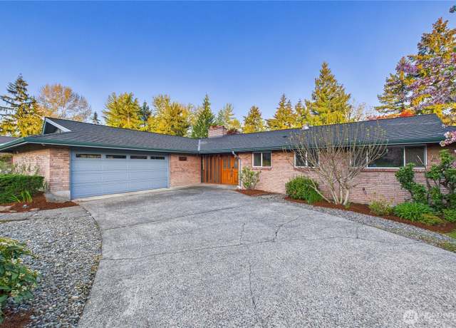 Property at 1323 121st Ave SE, Bellevue, WA 98005, 5 beds, 3 baths