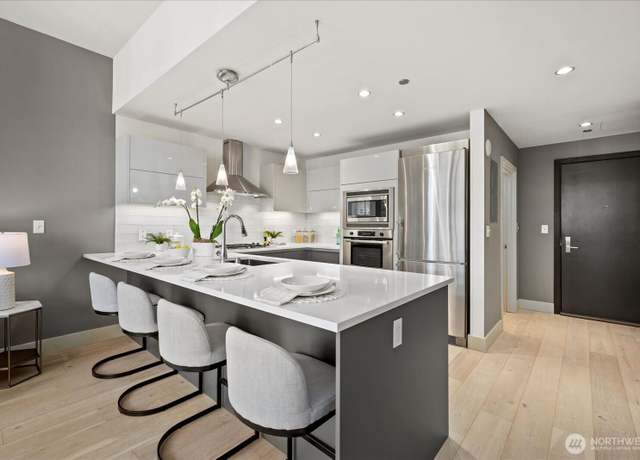 Property at 737 Olive Way #1903, Seattle, WA 98101, 1 bed, 1.5 baths