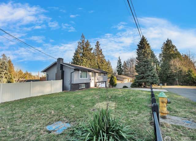 Property at 2023 92nd Dr SE, Lake Stevens, WA 98258, 3 beds, 3 baths