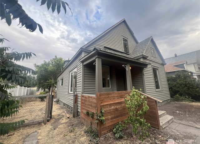 Property at 1920 E 1st Ave, Spokane, WA 98202, 4 beds, 2 baths