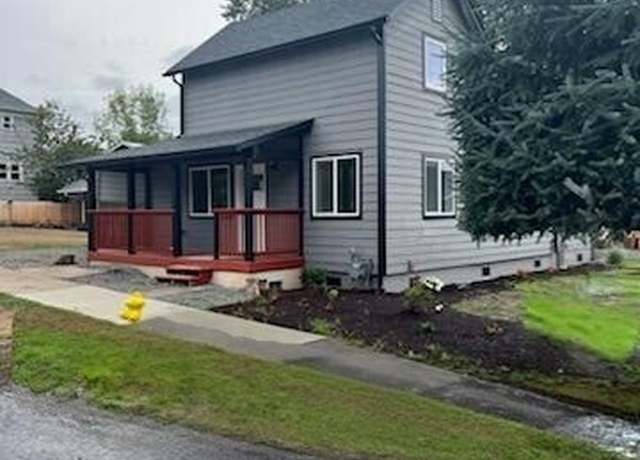 Property at 841 NW Duffy St, Chehalis, WA 98532, 4 beds, 1 bath