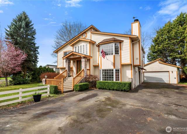 Property at 13218 45th Ave NE, Marysville, WA 98271, 3 beds, 2 baths