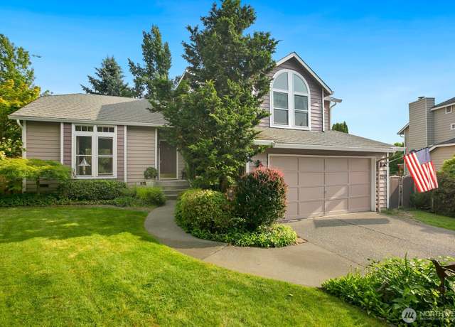 Property at 22212 126th Pl SE, Kent, WA 98031, 4 beds, 3 baths
