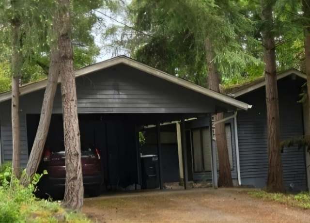 Property at 3274 164th Pl SE, Bellevue, WA 98008, 4 beds, 2 baths