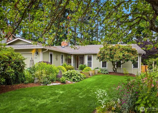Property at 11031 129th Pl NE, Kirkland, WA 98033, 4 beds, 2 baths