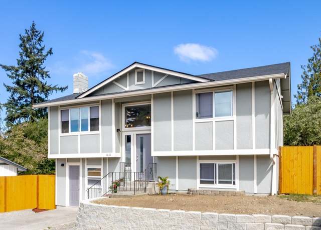 Property at 1611 S 84th St, Tacoma, WA 98444, 4 beds, 2 baths