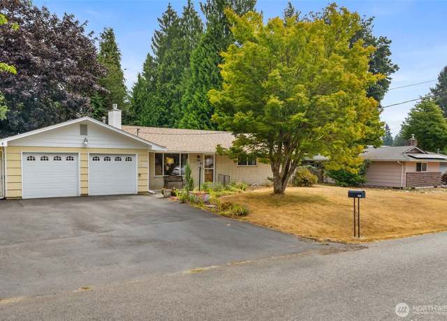 Property at 2206 Sycamore St SE, Lacey, WA 98503, 3 beds, 2 baths