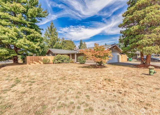 Property at 604 N 201st St, Shoreline, WA 98133, 3 beds, 1.5 baths