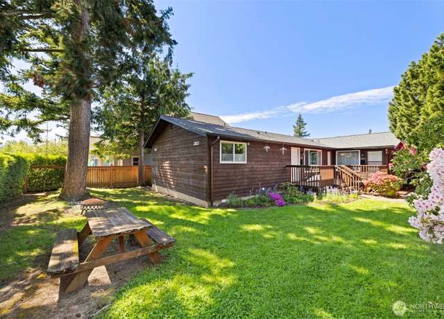 Property at 2821 2823 Pacific St, Bellingham, WA 98226, 4 beds, 2 baths